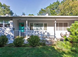 30 Orchard St, Rhinebeck, NY 12572