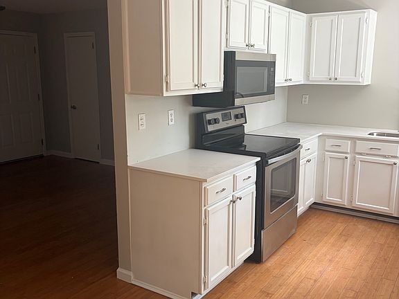 3rd image of 3153 Ranger Rd