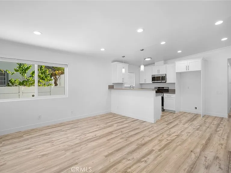 309 Sinclair Ave — Photo 4