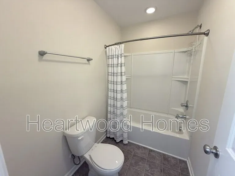 205 Canal Place Dr — Photo 37