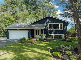 14300 W Redwood Dr, New Berlin, WI 53151