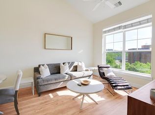 909 Usher Ct #ID1395348P, Alexandria, VA 22304
