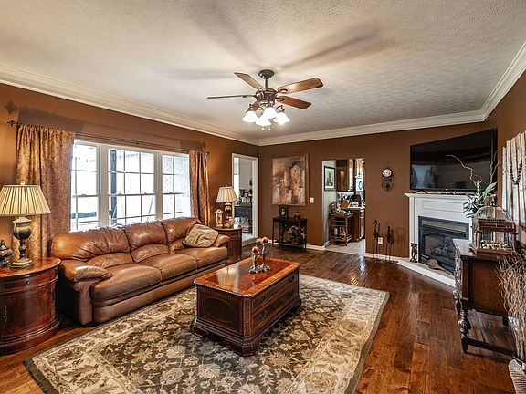 41st image of 1103 Johnny Spears Rd
