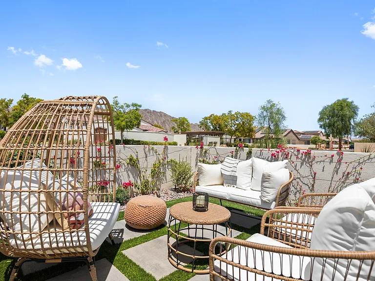 Outdoor Seating