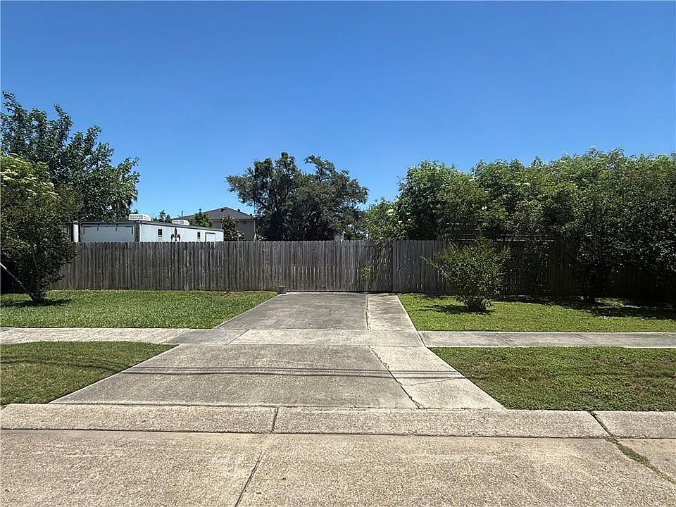 1st image of 1113 Shirley Dr