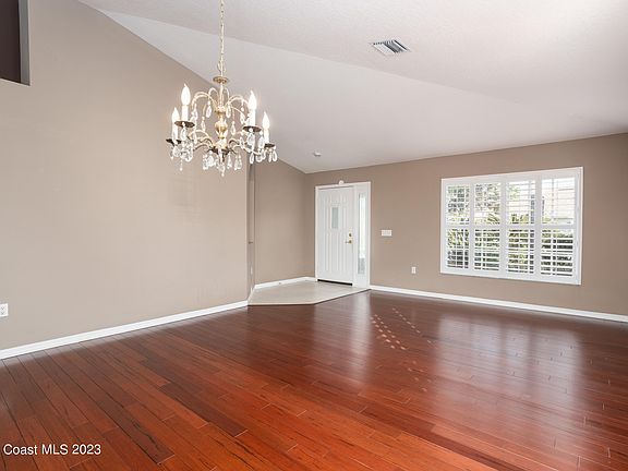 5th image of 7863 Citrus Creek Dr