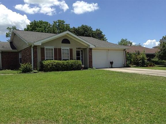 2nd image of 118 Cedarwood Dr