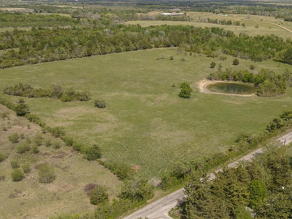 4th image of 2 Dairy Farm Rd