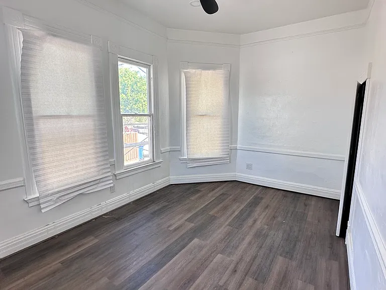 611 N Kaweah St #601 — Photo 11
