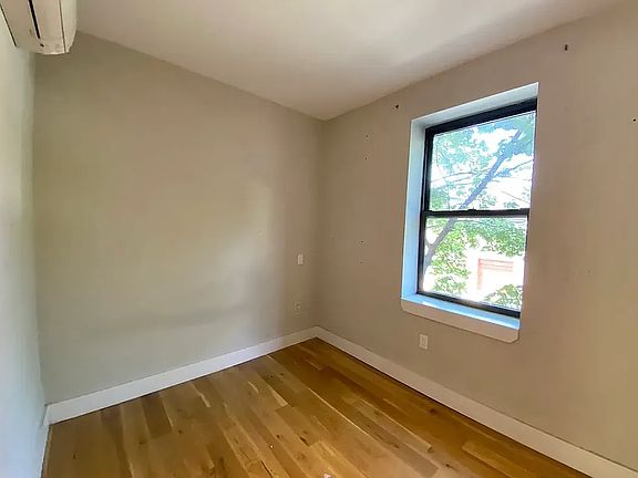 4th image of 4 N Henry APT 2A