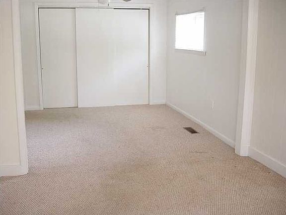 5th image of 5001 17th Ave