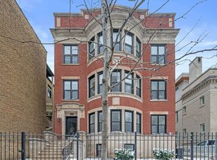 612 W Stratford Pl #2R, Chicago, IL 60657