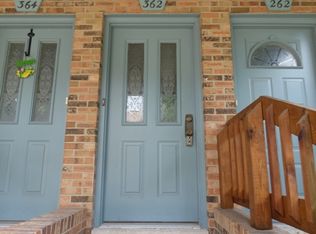 362 Pinewood Dr, Plymouth, MI 48170