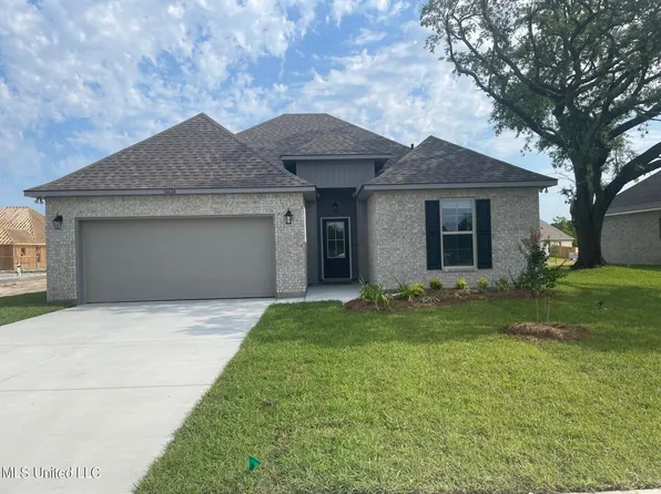 14424 Eliza Dr, Vancleave, MS 39565
