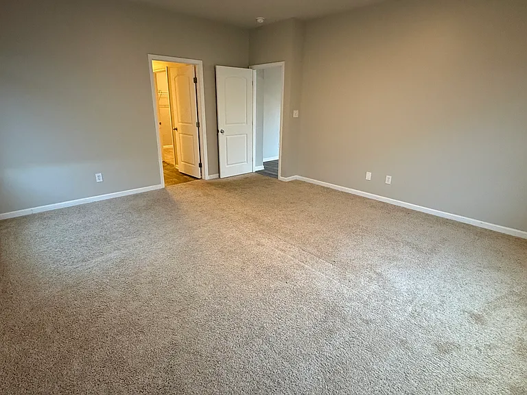 115 Creek Ridge Dr — Photo 32