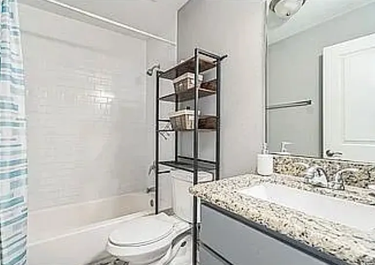 5038 Mallow St #B — Photo 3