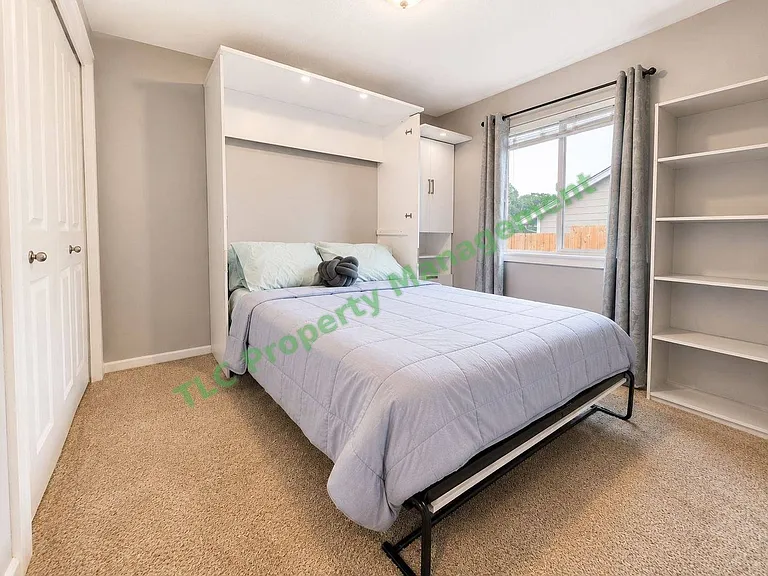 942 Salamander Rd SE — Photo 19