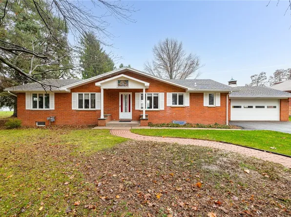66 E Manitou Rd, Rochester, NY 14612