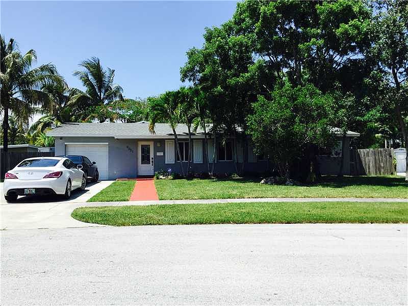 1st image of 9051 SW 181st Ter