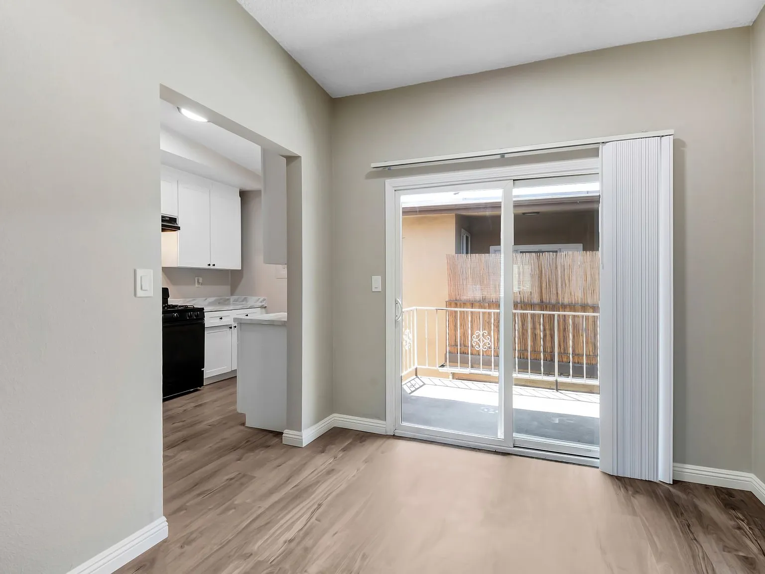 525 N San Gabriel Ave. — Photo 4
