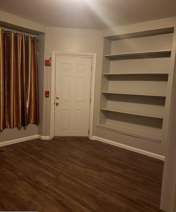 1st image of 2314 Brown St Floor 1