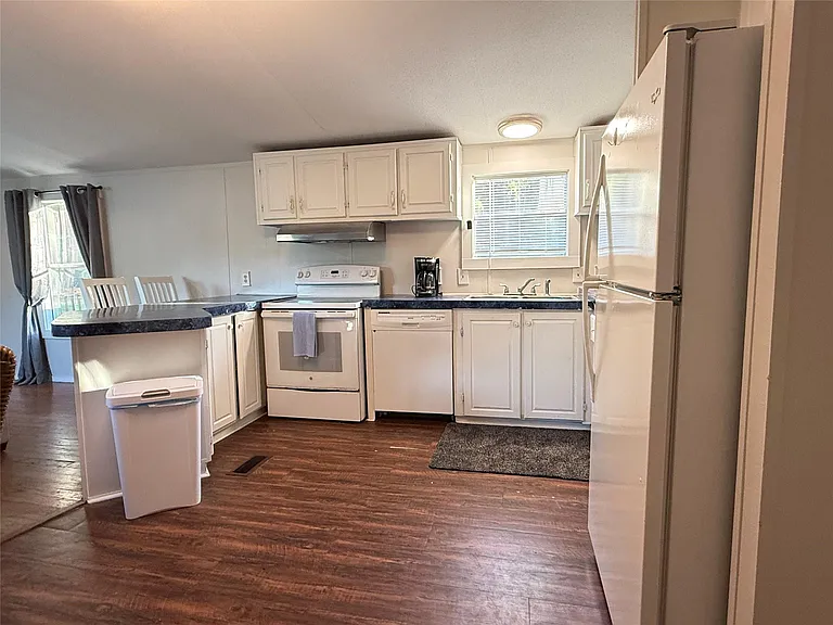 3074 S FM 1486 Rd — Photo 5