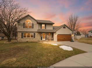 2310 Graceland Ct, Oshkosh, WI 54904