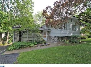 1016 Township Line Rd, Wynnewood, PA 19096