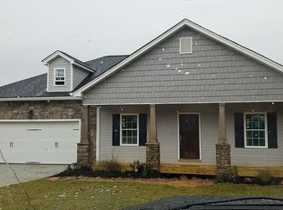 6 Cottage Crest Ct, Chickamauga, GA 30707