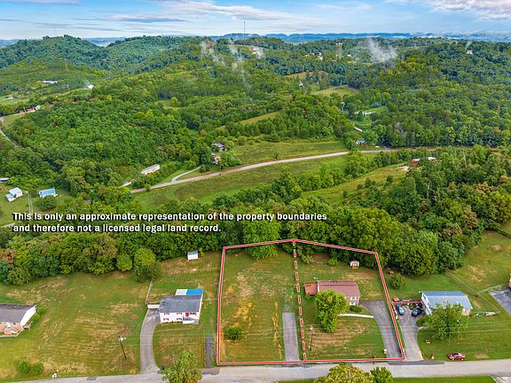 4th image of 508 Randolph Dr