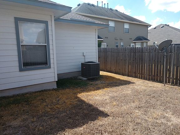 2nd image of 2842 Southampton Way APT B