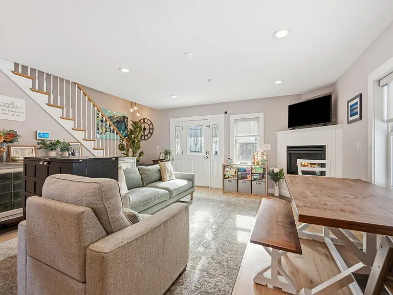35 Tuckerman St #A — Photo 6