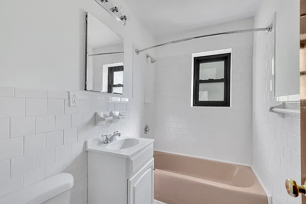 Sold by Compass | media 6