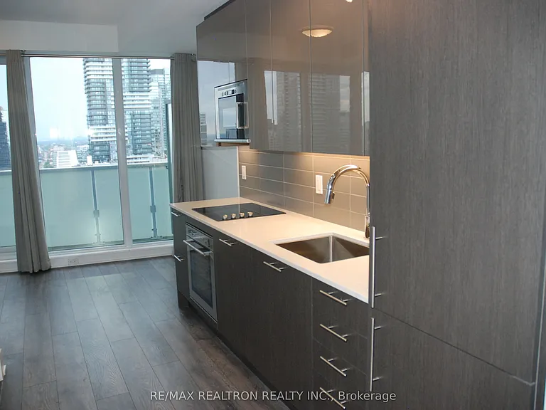 403 Church St #2903 — Photo 6
