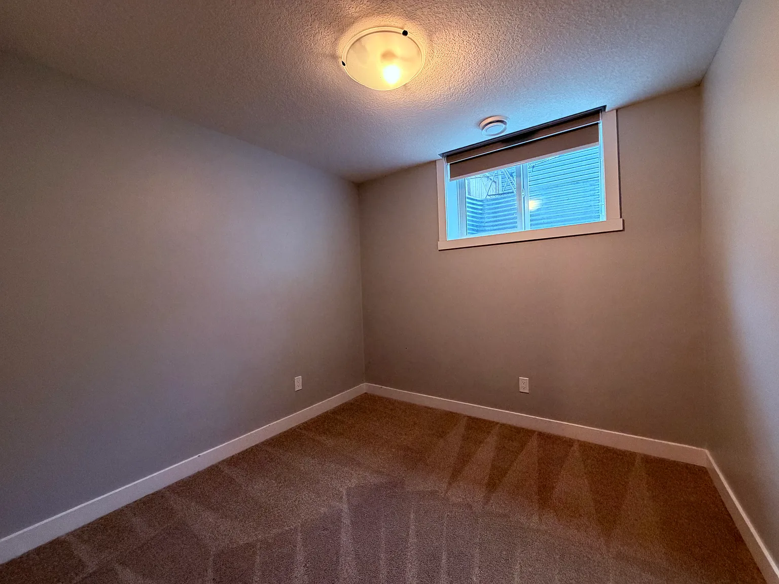 Sage Hill 7 - Basement Suite — Photo 3