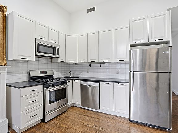 3rd image of 240 Lenox Ave #1