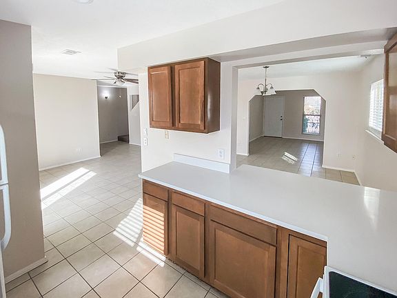 3rd image of 3401 Vista Sandia Dr NW