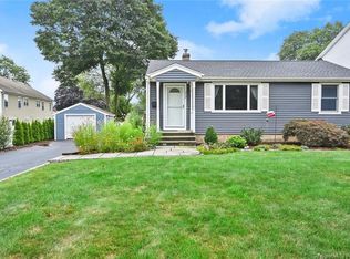 272 Bullard St, Fairfield, CT 06825
