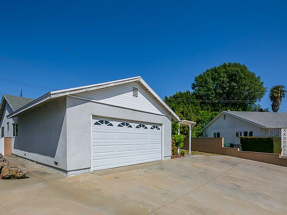 3rd image of 1710 Tyler Dr