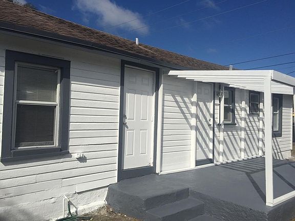 2nd image of 360 NE 174th St #1