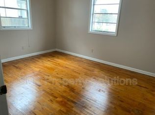 804 Martin Luther King Jr Dr, Greensboro, NC 27406