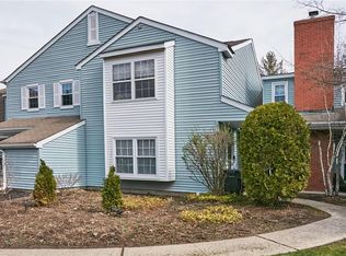16 Candlestick Ct, Warwick, NY 10990