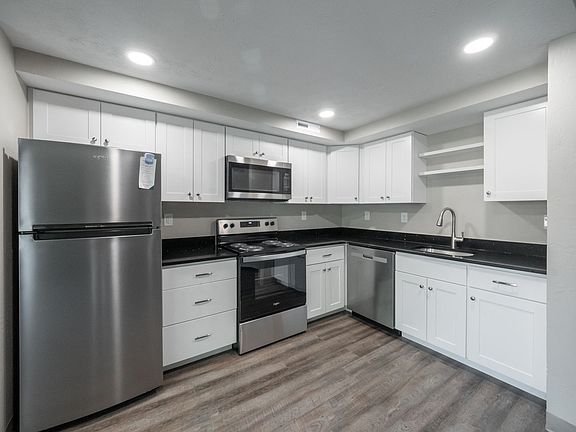 2nd image of 516-520 Rebecca Ave #516F