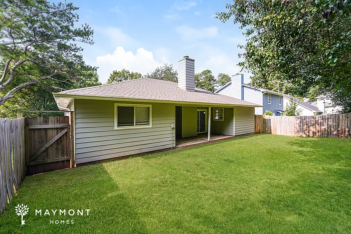 1901 Corners Cir — Photo 14