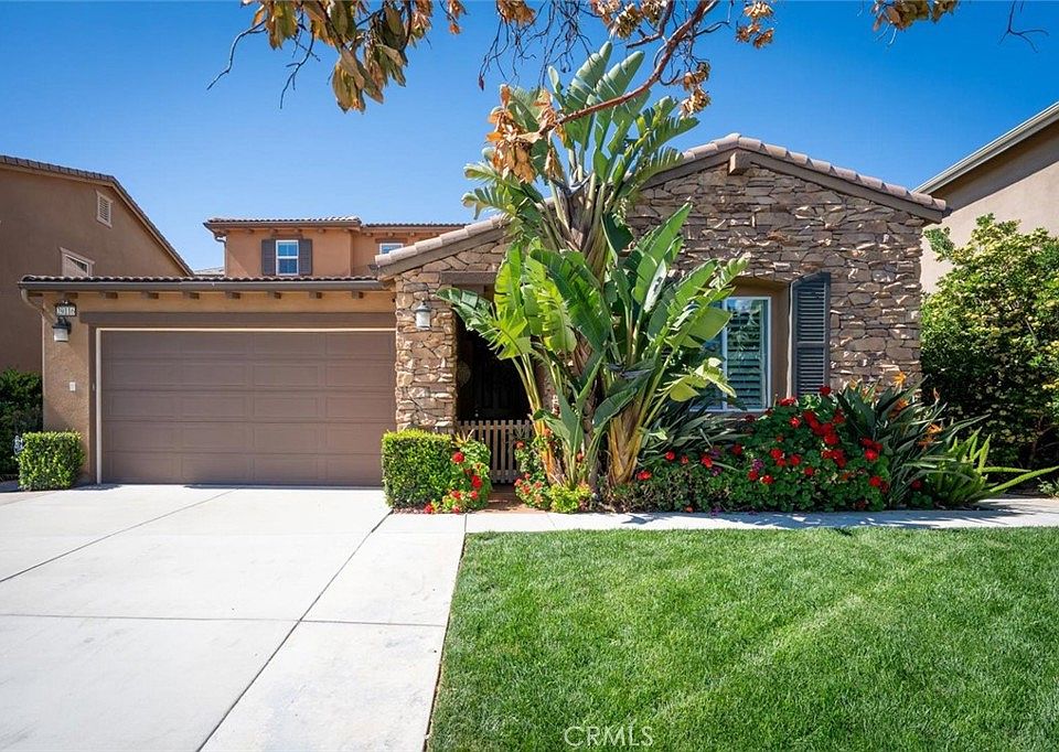 1st image of 29116 W Hills Dr