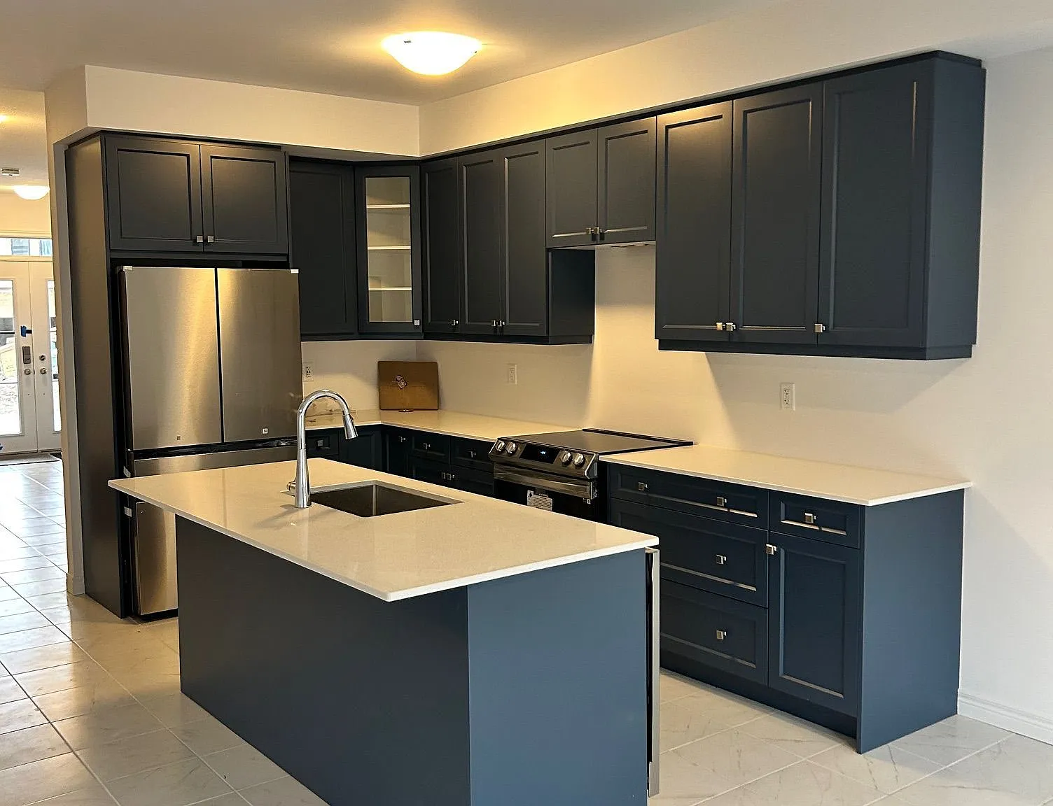 4 bed, $2,975 — Photo 4