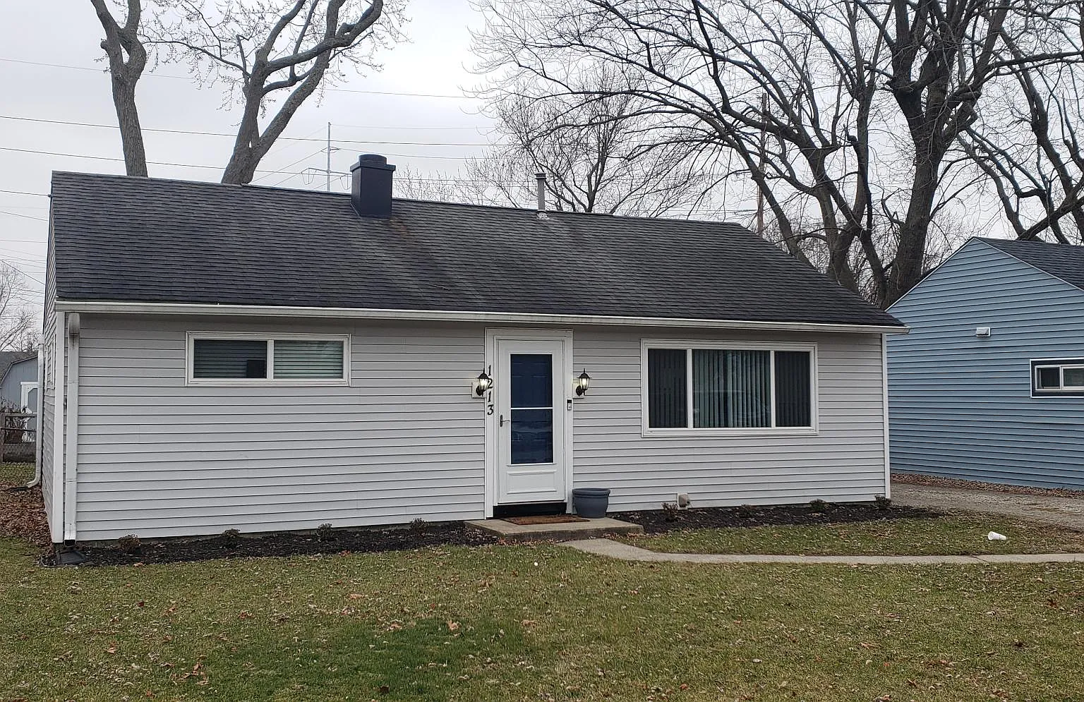 3 bed, $1,350 — Photo 1