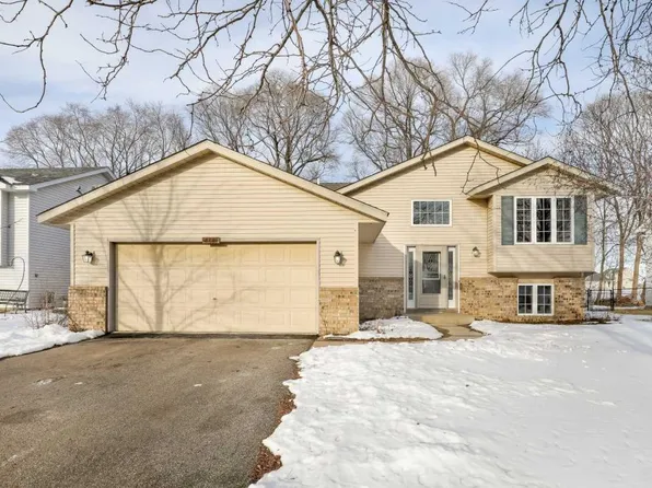 5669 180th St W, Farmington, MN 55024