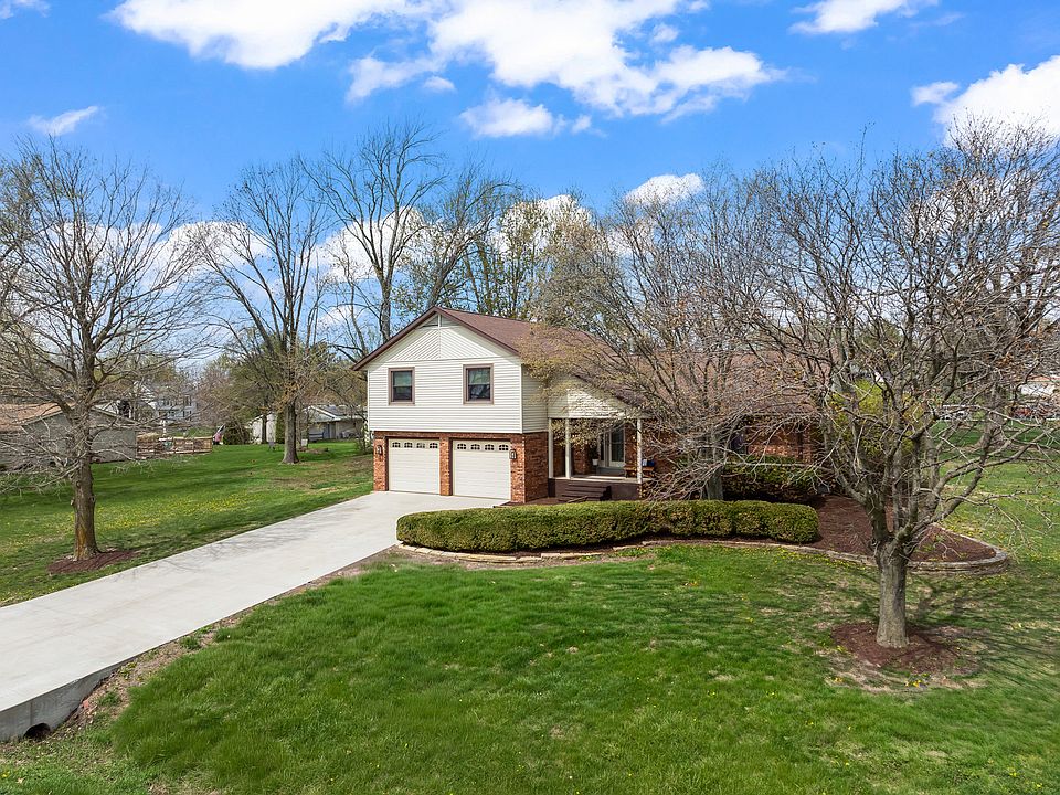1st image of 15878 Old Orchard Rd