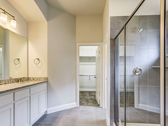 Beautiful master bath